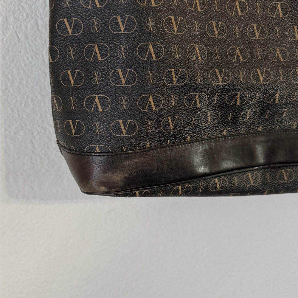 Valentino Vintage Tote - Picture 10 of 16